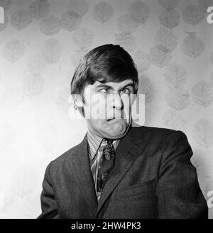 Mike Yarwood, impressionniste de la star de la télévision. 19th décembre 1968. Banque D'Images