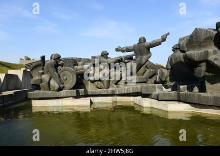 Traversée du monument Dniepr au Musée d'Etat ukrainien de la Grande Guerre patriotique à Kiev, Ukraine. Banque D'Images