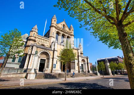 Eglise d'Irlande Cathédrale de Belfast, Writers Square, Irlande du Nord Banque D'Images