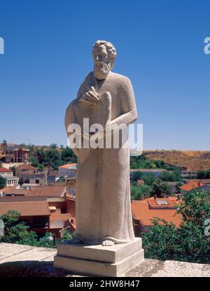 ESTATUA DE SAN JUDAS TADEO. LIEU: IGLESIA DE NUESTRA SRA DEL CASTILLO. CAMPO REAL. MADRID. ESPAGNE. Apôtre Saint Jude Thaddeus. Banque D'Images
