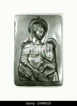 Art inspiré par Virgin and Child, modèle ca. 1475 (fonte 19th siècle), alliage de cuivre doré; l'inverse est creux; percé au sommet, 14,9 x 10,2 cm, poids 447,98 g., Plaquettes, dans le style d'Antonio Rossellino (italien, Settignano 1427–ca. 1479 Florence), cette plaquette, œuvres classiques modernisées par Artotop avec une touche de modernité. Formes, couleur et valeur, impact visuel accrocheur sur l'art émotions par la liberté d'œuvres d'art d'une manière contemporaine. Un message intemporel qui cherche une nouvelle direction créative. Artistes qui se tournent vers le support numérique et créent le NFT Artotop Banque D'Images