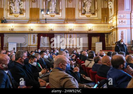 Naples, Campanie, ITALIE. 5th févr. 2021. 04/02/22 Naples, au Palazzo Reale ce matin, les Etats généraux de la Méditerranée ont eu lieu, avec la présence du Ministre de la cohésion Sud et territoriale (Credit image: © Fabio Sasso/ZUMA Press Wire) Banque D'Images