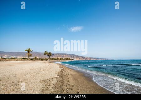 Plage de Los Bajos, Roquetas de Mar, Almería, Espagne Banque D'Images