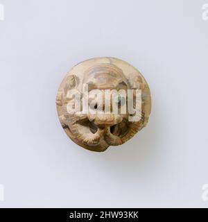 Art inspiré par Hippopotamus-Head Design Amulet inscrit avec quatre têtes Ibex liées., première période intermédiaire, ca. 2150–2040 av. J.-C., d'Égypte, Steatite, blanc glacé, diam. 2,8 cm (1 1/8 po, œuvres classiques modernisées par Artotop avec une touche de modernité. Formes, couleur et valeur, impact visuel accrocheur sur l'art émotions par la liberté d'œuvres d'art d'une manière contemporaine. Un message intemporel qui cherche une nouvelle direction créative. Artistes qui se tournent vers le support numérique et créent le NFT Artotop Banque D'Images