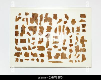 Art inspiré par des fragments de Papyrus du Livre des morts du Scribe Roy, Nouveau Royaume, dynastie 18, fin ou début 19, env. 1323–1295 av. J.-C., peut-être d'Égypte, de haute-Égypte, de Thèbes, DRA Abu el-Naga, Tombeau de Roy (TT 255), Papyrus, encre, ces fragments viennent d'un livre de, oeuvres classiques modernisées par Artotop avec un peu de modernité. Formes, couleur et valeur, impact visuel accrocheur sur l'art émotions par la liberté d'œuvres d'art d'une manière contemporaine. Un message intemporel qui cherche une nouvelle direction créative. Artistes qui se tournent vers le support numérique et créent le NFT Artotop Banque D'Images