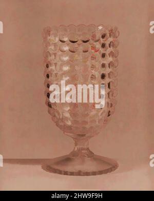 Art inspiré par le vase de céleri, env. 1888, fabriqué à Tarentum, Pennsylvanie, États-Unis, américain, Verre jaune pressé, H. 7 1/2 po. (19,1 cm) ; diamètre 4 po (10,2 cm), Glass, Richards et Hartley Flint Glass Co. (Env. 1870–1890, œuvres classiques modernisées par Artotop avec une touche de modernité. Formes, couleur et valeur, impact visuel accrocheur sur l'art émotions par la liberté d'œuvres d'art d'une manière contemporaine. Un message intemporel qui cherche une nouvelle direction créative. Artistes qui se tournent vers le support numérique et créent le NFT Artotop Banque D'Images