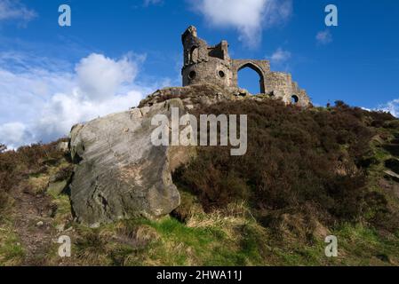 Le château ornemental de Mow COP est construit par Randle Wilbraham de Rode Hall Banque D'Images