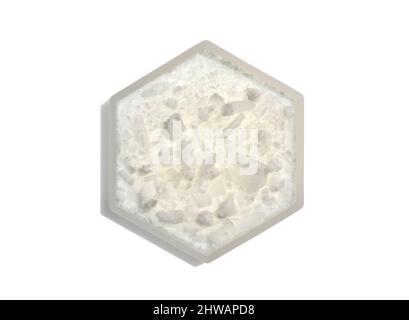 Cétyl esters Wax dans un récipient hexagonal de forme moléculaire sur fond blanc. Banque D'Images