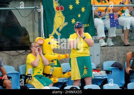 Sydney, Australie. 05th mars 2022. Les fans australiens lors du match de qualification de la coupe Davis entre l'Australie et la Hongrie au Sydney Olympic Park tennis Centre, Sydney, Australie, le 5 mars 2022. Photo de Peter Dovgan. Utilisation éditoriale uniquement, licence requise pour une utilisation commerciale. Aucune utilisation dans les Paris, les jeux ou les publications d'un seul club/ligue/joueur. Crédit : UK Sports pics Ltd/Alay Live News Banque D'Images