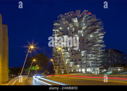 Bâtiment 'l'Arbre blanc', architectes : Sou Fujimoto, Nicolas Laisné, Manal Rachdi, Dimitri Roussel. Chefs de projet : Evolis, Promeo, SAS l'Arbre blanc. District de Richter, Port Marianne. Montpellier, Occitanie, France Banque D'Images