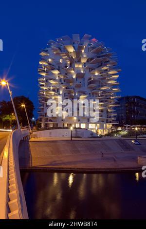 Bâtiment 'l'Arbre blanc', architectes : Sou Fujimoto, Nicolas Laisné, Manal Rachdi, Dimitri Roussel. Chefs de projet : Evolis, Promeo, SAS l'Arbre blanc. District de Richter, Port Marianne. Montpellier, Occitanie, France Banque D'Images