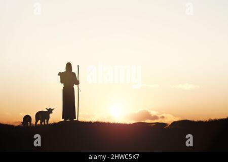 Image de fond de l'Église utilisée avec la croix symbolisant la mort et la résurrection de Jésus-Christ, le berger tenant l'agneau et guidant le shee Banque D'Images