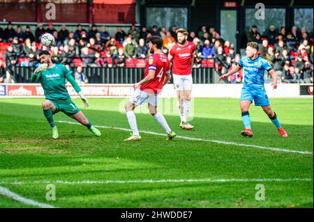 SALFORD, ROYAUME-UNI. 5th MARS Tom King de Salford City fait des économies lors du match Sky Bet League 2 entre Salford City et Forest Green Rovers à Moor Lane, Salford, le samedi 5th mars 2022. (Credit: Ian Charles | MI News) Credit: MI News & Sport /Alay Live News Banque D'Images