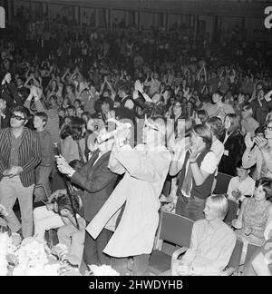 Pop Proms au Royal Albert Hall, Londres, dimanche 29th juin 1969. Organisé par Roy Guest et Vic Lewis, le concert a été présenté par LED Zeppelin, The Liverpool Scene et Mick Abraham Blodwyn Pig. Banque D'Images