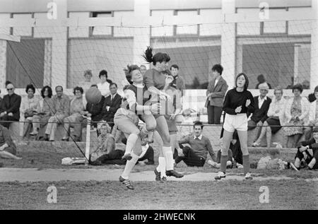 Match de football pour Femme. Southampton Ladies contre Beecham belles de Berkshire. Note finale 13 - 0 à Southampton Dames. Demi-finale de la compétition internationale de football féminin. Clacton, Essex. 6th septembre 1969. Banque D'Images