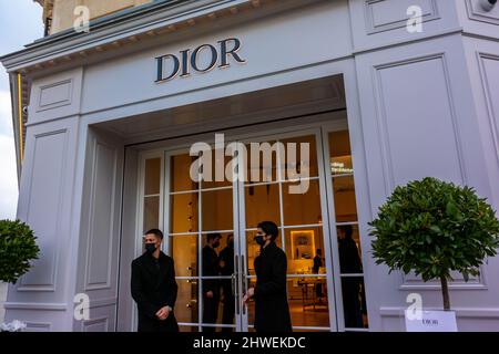 Paris, France, Christian Dior, bâtiment, magasin de luxe, façades commerces, entrée enseigne mode, extérieur, dior 30 avenue montaigne, vue Banque D'Images