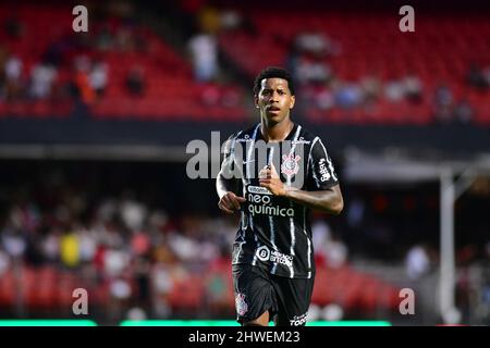 SAO PAULO/SP - MARS 5: Gil de Corinthiens pendant Campeonato Paulista A1 match entre São Paulo et Corinthiens au stade Cícero Pompeu de Toledo le 5 mars 2022 à Sao Paulo, Brésil. (Photo de Leandro Bernardes/maximum) Banque D'Images