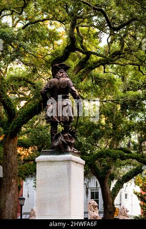 Monument de la place Chippewa au fondateur de Savannah et de la colonie de Géorgie, le général James Edward Oglethorpe. Banque D'Images