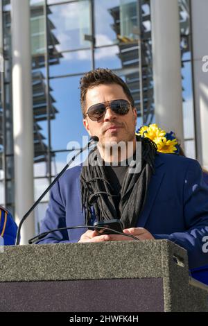 Las Vegas, NV - : Mark Shunock parle au Rallye for Peace en Ukraine à l'hôtel de ville de Las Vegas, Nevada, le 05 mars 2022. Crédit : DeeCee carter/MediaPunch Banque D'Images