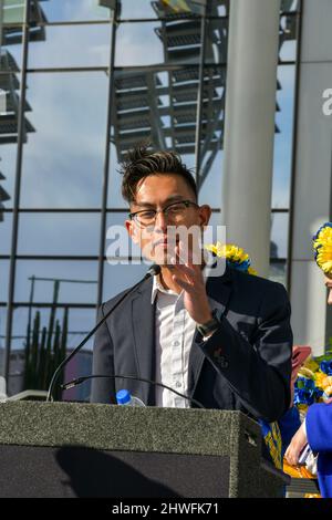 Las Vegas, NV - : Karl Catarata s'exprimant au Rallye for Peace en Ukraine à l'hôtel de ville de Las Vegas, Nevada, le 05 mars 2022. Crédit : DeeCee carter/MediaPunch Banque D'Images