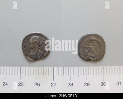 1 Nummus de Honorius, Flavius, empereur de Rome. Souverain: Honorius, Flavius, empereur de Rome, A.D. 384–423, dirigé de 393–423 artiste: Inconnu Banque D'Images