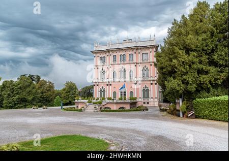 Villa Andrea Ponti dans le complexe de la ville Ponti à Varèse, Lombardie, Italie Banque D'Images