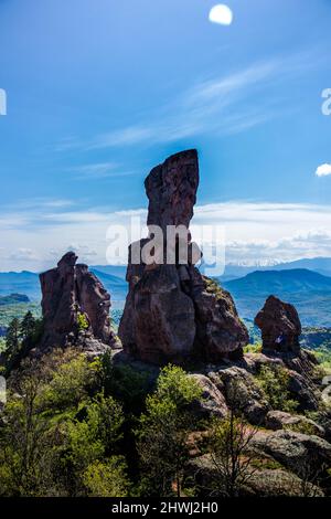 La belle nature des rochers de Belogradchik en Bulgarie, photographie de fin de printemps. Banque D'Images