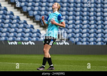 West Bromwich, Royaume-Uni. 06th mars 2022. Jess Camwell (9 Comté de Derby) semble abattu dans le match WNL entre West Bromwich Albion et Derby County aux Hawthorns. Gareth Evans/SPP crédit: SPP Sport presse photo. /Alamy Live News Banque D'Images