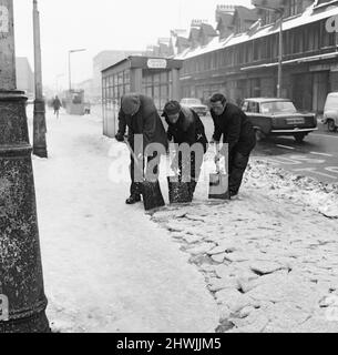 Chaussées glacées à Middlesbrough. 1971. Banque D'Images