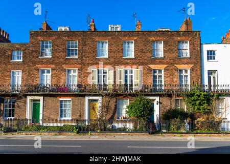 Maisons mitoyennes de style géorgien sur Blackfriars Road, King's Lynn, Norfolk, Royaume-Uni Banque D'Images