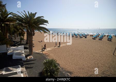 playa grande plage principale puerto del carmen, lanzarote, îles canaries, espagne Banque D'Images