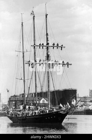 Le navire de formation à la voile Winston Churchill vu ici en attente d'accostage au quai de Middlesbrough 15th juin 1973 Banque D'Images