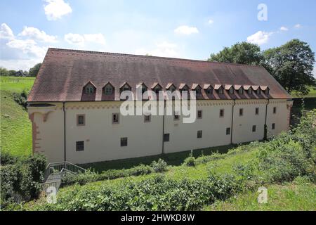 Bâtiments dans la forteresse historique, Ruesselsheim am Rhein, Hesse, Allemagne Banque D'Images