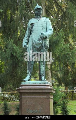 Statue d'Otto von Bismarck 1815-1898, à Nerotal-Anlagen, à Wiesbaden, Hesse, Allemagne Banque D'Images