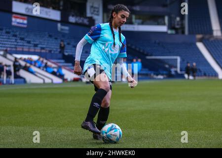 West Bromwich, Royaume-Uni. 06th mars 2022. Kira Rai (16 Comté de Derby) avec la balle dans le match WNL entre West Bromwich Albion et Derby County aux Hawthorns. Gareth Evans/SPP crédit: SPP Sport presse photo. /Alamy Live News Banque D'Images