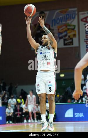 Casale Monferrato, Italie. 06th mars 2022. Chris Wright (Bertram Derthona Tortona) pendant Bertram Derthona Tortona vs AX Armani Exchange Milano, Italian Basketball A Serie Championship in Casale Monferrato, Italie, Mars 06 2022 crédit: Independent photo Agency/Alay Live News Banque D'Images