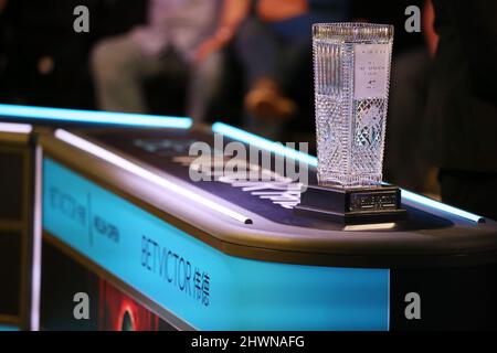 Newport, Royaume-Uni. 06th mars 2022. Trophée Ray Reardon.BetVictor Welsh Open Snooker 2022, finale au Centre international des congrès du pays de Galles, le Celtic Manor Resort, Newport, le dimanche 6th mars 2022. photo par Andrew Orchard/Andrew Orchard sports photographie/Alamy Live News crédit: Andrew Orchard sports photographie/Alamy Live News Banque D'Images