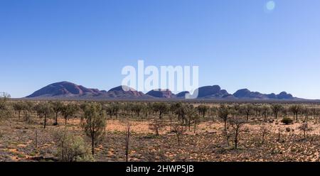 YULARA, AUSTRALIE - 6 2021 JUIN : une vue matinale de la partie est du kata tjuta dans le parc national d'uluru-kata tjuta Banque D'Images