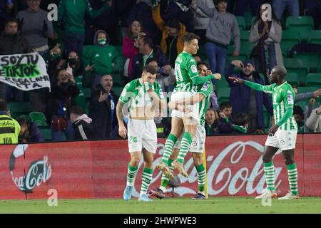 Cristian Tello de Real Betis célèbre un but lors du championnat espagnol la Liga football match entre Real Betis et Atletico de Madrid le 6 mars 2022 au stade Benito Villamarin à Séville, Espagne - photo: Joaquin Corchero/DPPI/LiveMedia Banque D'Images