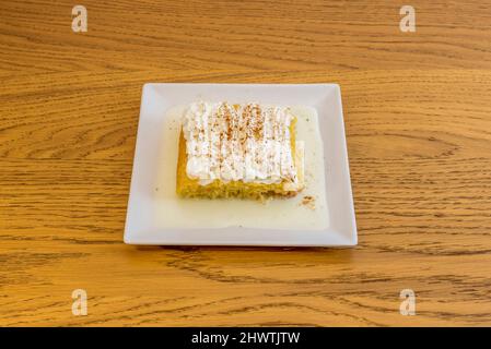 Le gâteau Tres sangsues est un dessert américain traditionnel. C'est un dessert populaire au Mexique, Nicaragua, Venezuela, Colombie, Panama, Pérou, Bolivie, Banque D'Images