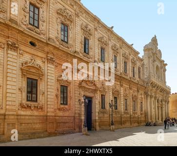 Palazzo della Provincia à Lecce, une ville d'Apulia, Italie Banque D'Images