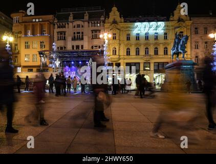 Arrivée à Zagreb 2021-22.Place Ban Jelačić, Zagreb, Croatie Banque D'Images