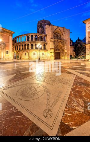 Plaza de la Virgen et Cathédrale, Valence, Espagne Banque D'Images