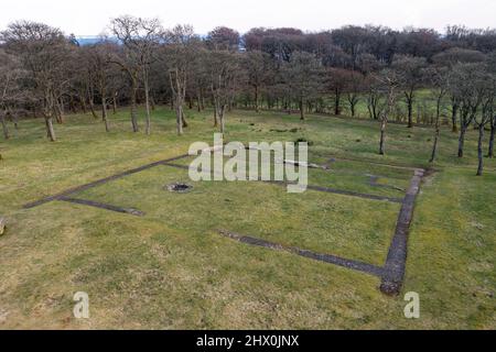 Vue aérienne du fort romain de Bar Hill sur le mur Antonine, le plus haut fort romain d'Écosse. Banque D'Images