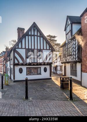 17 janvier 2022: Warwick, Royaume-Uni - Oken's House, Warwick, Royaume-Uni - magnifique bâtiment Tudor dans la ville de Warwick, Angleterre. Banque D'Images