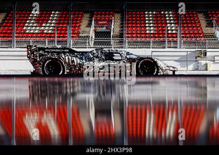 Porsche LMDh, Barcelone (E) test Banque D'Images