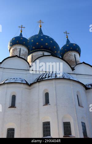 La cathédrale de la Nativité à Suzdal Kremlin, Russie. Le Kremlin est le coeur de Suzdal et la partie la plus ancienne de celui-ci Banque D'Images