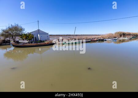 Bateaux à Carrera de la Reina, El Palmar, province de Valence, Espagne Banque D'Images