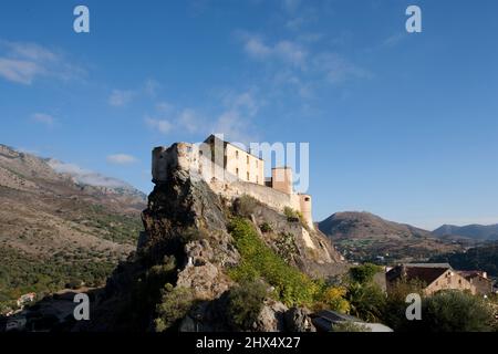 France, Corse, Corte, vue sur la citadelle et le 'Eagles Nest' Banque D'Images