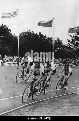 Jeux Olympiques : vélo à Herne Hill, Londres. L'équipe australienne lors de l'épreuve de poursuite de 4 000 mètres. 07 août 1948. (Photo de Sport & General Press Agency, Limited). Banque D'Images